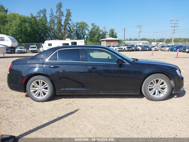 2C3CCAAG5HH603382 Chrysler 300 Touring