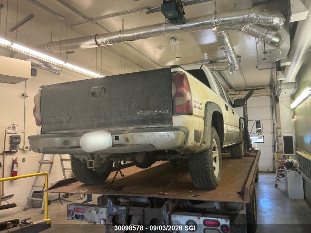 Продаж на аукціоні авто 2004 Chevrolet Silverado K1500, vin: 2GCEK13T541395895, номер лоту: 30098578
