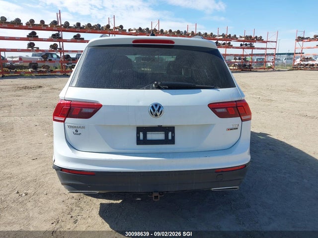 Aukcja sprzedaży 2018 Volkswagen Tiguan S, vin: 3VV0B7AX1JM005853, numer aukcji: 30098639