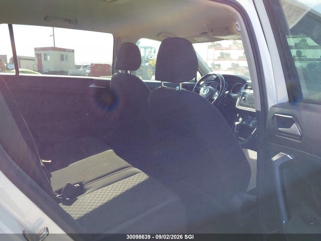 Aukcja sprzedaży 2018 Volkswagen Tiguan S, vin: 3VV0B7AX1JM005853, numer aukcji: 30098639