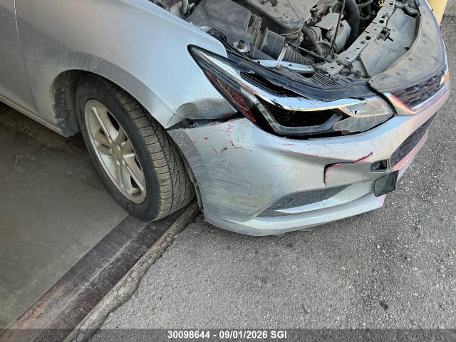 Chevrolet CRUZE LT 2018 1G1BE5SM2J7154542 Image 5