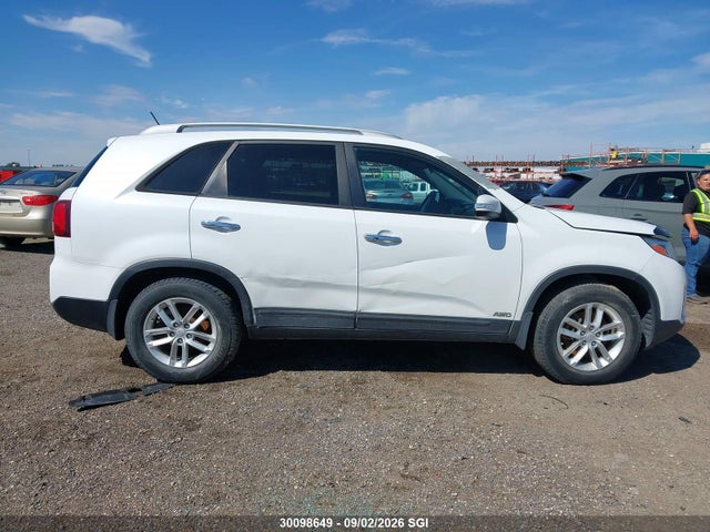 KIA SORENTO LX 2015 5XYKTCA60FG596881 Image 12