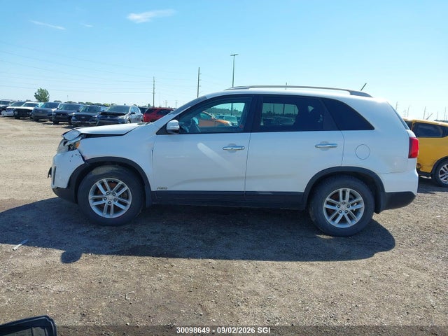 KIA SORENTO LX 2015 5XYKTCA60FG596881 Image 13