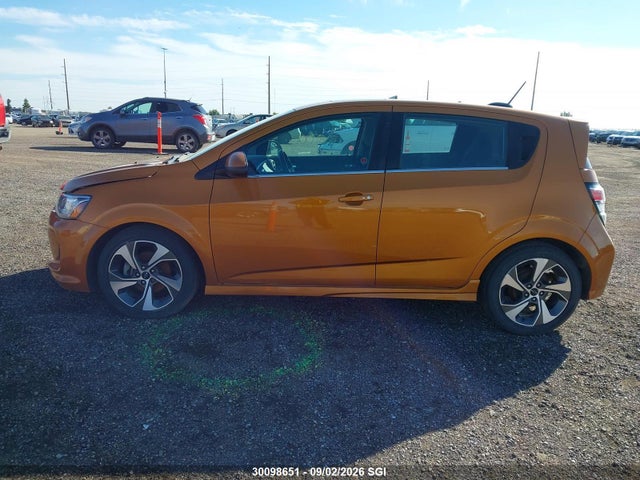 Chevrolet SONIC LT 2018 1G1JD6SB5J4102035 Image 14