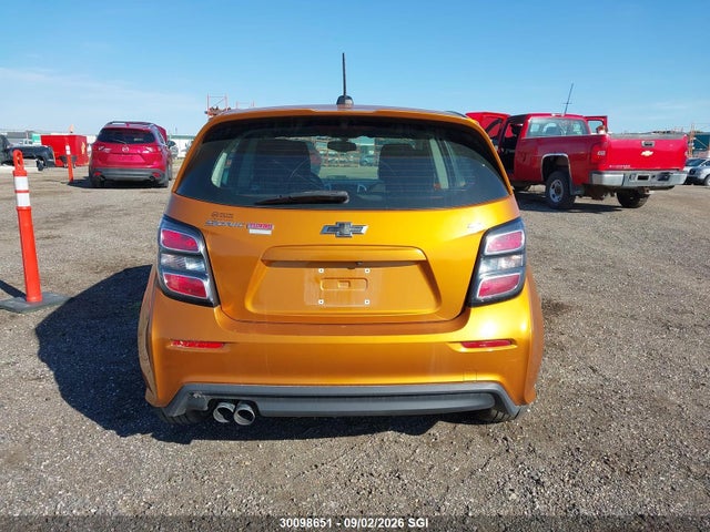 Chevrolet SONIC LT 2018 1G1JD6SB5J4102035 Image 16