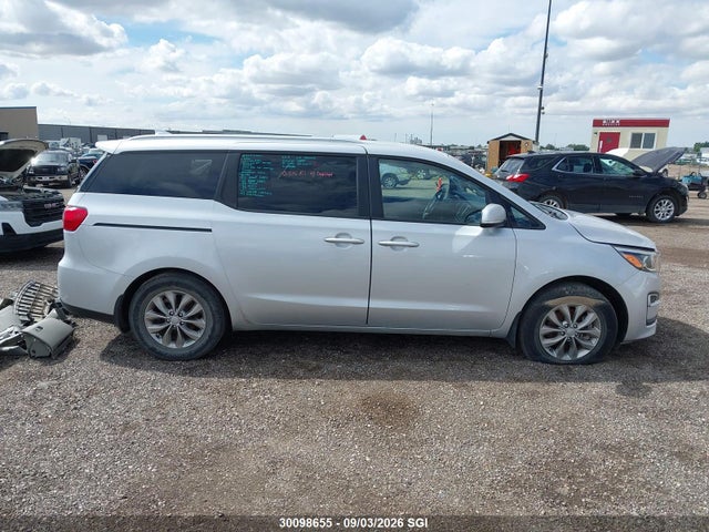 30098655 :رقم المزاد ، KNDMB5C13K6499356 vin ، 2019 Kia Sedona Lx/ex مزاد بيع