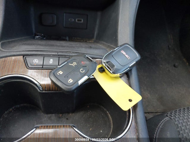 30098659 :رقم المزاد ، 1GKKNRLS5MZ115288 vin ، 2021 Gmc Acadia Sle مزاد بيع