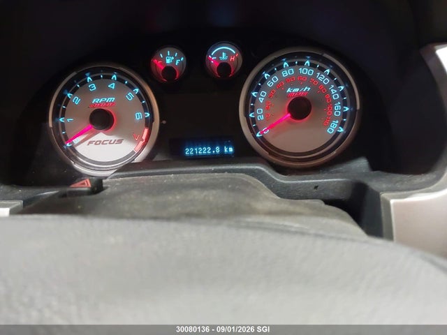 30080136 :رقم المزاد ، 1FAHP33N49W264989 vin ، 2009 Ford Focus Ses مزاد بيع