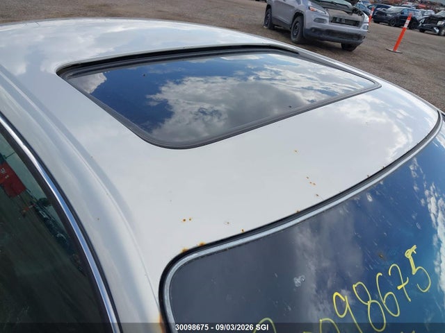 30098675 :رقم المزاد ، 2T1CF22P5YC798370 vin ، 2000 Toyota Camry Solara Se/sle مزاد بيع