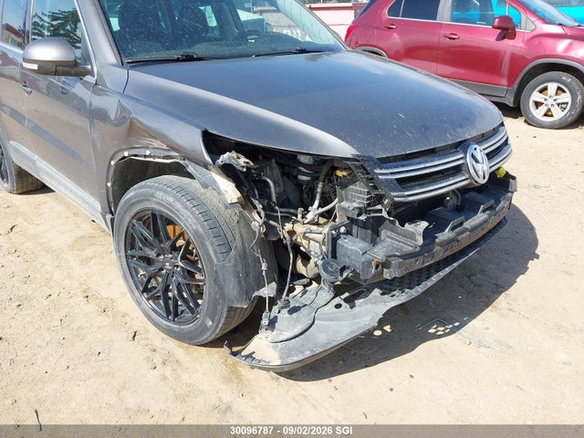 Aukcja sprzedaży 2012 Volkswagen Tiguan S/se/sel, vin: WVGBV7AX7CW002971, numer aukcji: 30096787