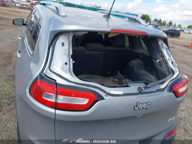 Jeep Cherokee Latitude 2015 1C4PJMCS8FW715839 Image 16