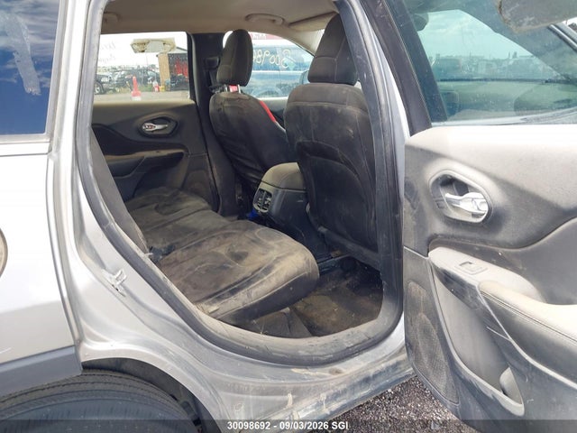 Jeep Cherokee Latitude 2015 1C4PJMCS8FW715839 Image 8