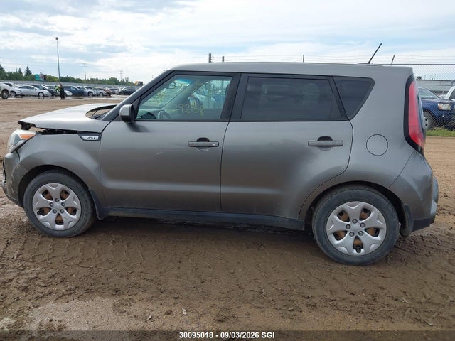 KIA Soul 2016 KNDJN2A26G7395773 Image 11