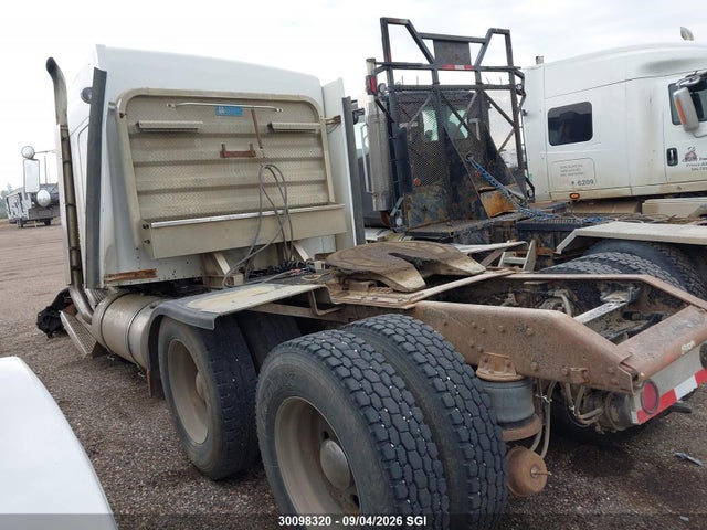 Продажа на аукционе авто 1998 Kenworth Construction T800, vin: 1XKDD69X5WR953790, номер лота: 30098320