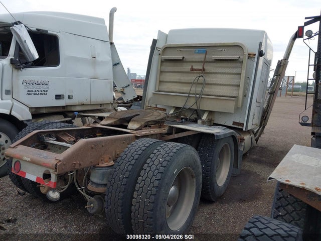 Продажа на аукционе авто 1998 Kenworth Construction T800, vin: 1XKDD69X5WR953790, номер лота: 30098320