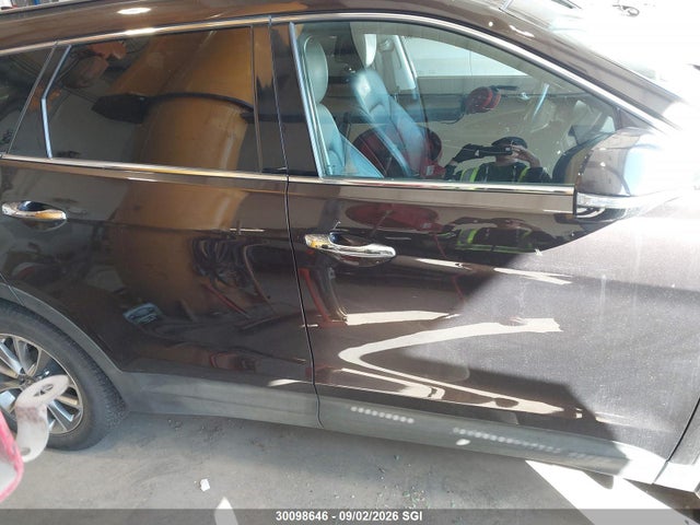 Auction sale of the 2018 Hyundai Santa Fe Se/limited, vin: KM8SNDHF2JU263042, lot number: 30098646