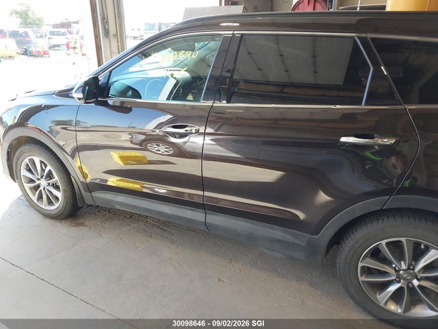 Auction sale of the 2018 Hyundai Santa Fe Se/limited, vin: KM8SNDHF2JU263042, lot number: 30098646