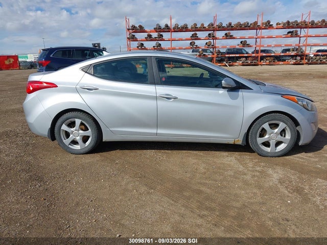 30098761 :رقم المزاد ، 5NPDH4AEXDH209668 vin ، 2013 Hyundai Elantra Gls/limited مزاد بيع