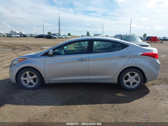 30098761 :رقم المزاد ، 5NPDH4AEXDH209668 vin ، 2013 Hyundai Elantra Gls/limited مزاد بيع