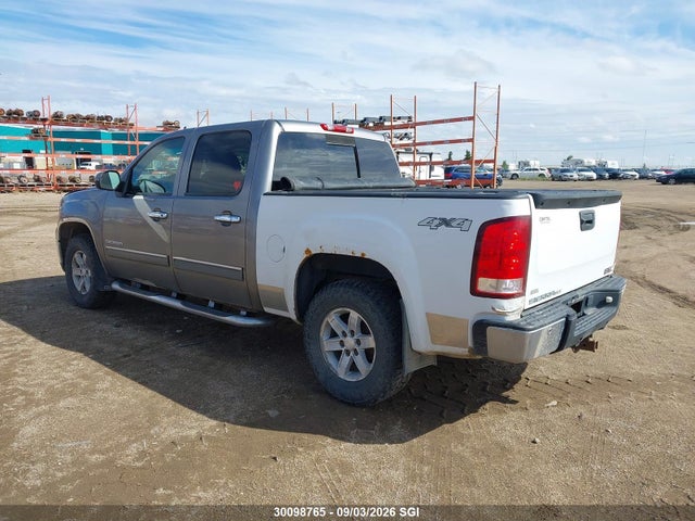 30098765 :رقم المزاد ، 2GTEK13M471566374 vin ، 2007 Gmc New Sierra K1500 مزاد بيع