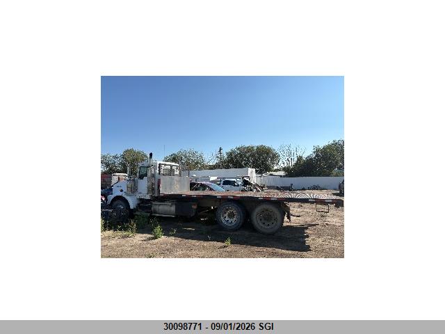 Aukcja sprzedaży 2002 Kenworth Construction T800, vin: 1XKDDB9X12R967253, numer aukcji: 30098771