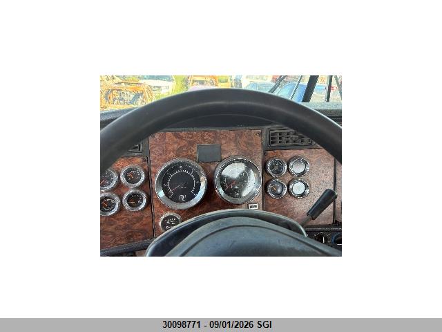 Aukcja sprzedaży 2002 Kenworth Construction T800, vin: 1XKDDB9X12R967253, numer aukcji: 30098771