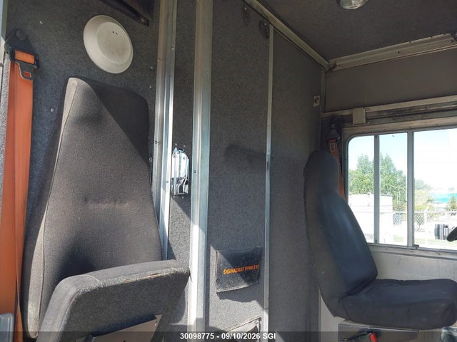 Aukcja sprzedaży 2013 Freightliner Chassis M Line Walk-in Van, vin: 4UZAANDU4DCFE4804, numer aukcji: 30098775