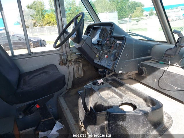 Aukcja sprzedaży 2013 Freightliner Chassis M Line Walk-in Van, vin: 4UZAANDU4DCFE4804, numer aukcji: 30098775