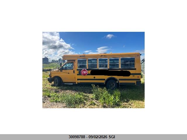 Chevrolet Express G4500 2023 1HA6GUB75PN018042 Image 3