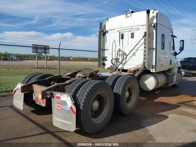 Продажа на аукционе авто 2016 Freightliner Cascadia 125, vin: 3AKJGLD61GSHM3243, номер лота: 30096306
