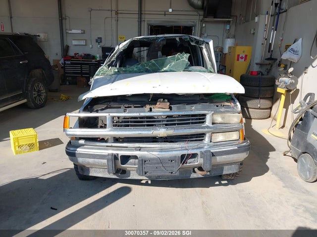 Auction sale of the 1995 Chevrolet Suburban K1500, vin: 1GNGK16F8SJ410740, lot number: 30070357