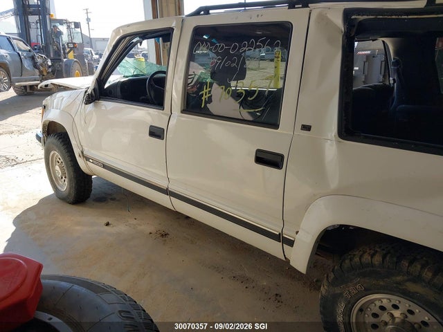 Auction sale of the 1995 Chevrolet Suburban K1500, vin: 1GNGK16F8SJ410740, lot number: 30070357
