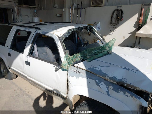 Auction sale of the 1995 Chevrolet Suburban K1500, vin: 1GNGK16F8SJ410740, lot number: 30070357