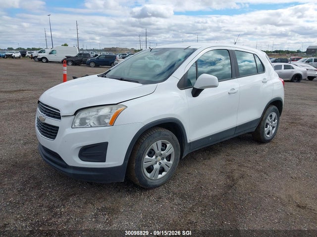 Chevrolet TRAX LS 2014 3GNCJKEBXEL145502 Image 2