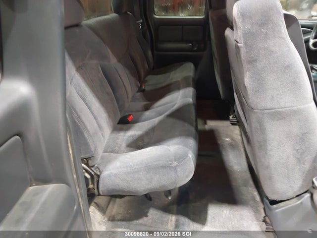 2000 Chevrolet Silverado 1500 Ls მანქანა იყიდება აუქციონზე, vin: 2GCEC19V7Y1322099, აუქციონის ნომერი: 30098820