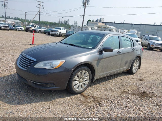 2014 Chrysler 200 Lx მანქანა იყიდება აუქციონზე, vin: 1C3CCBAB5EN229935, აუქციონის ნომერი: 30095069