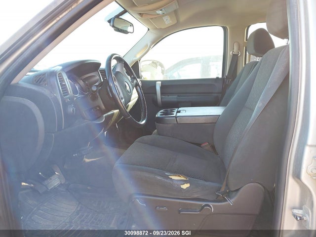 Продажа на аукционе авто 2007 Chevrolet Silverado K1500 Crew Cab, vin: 2GCEK13M371659662, номер лота: 30098872