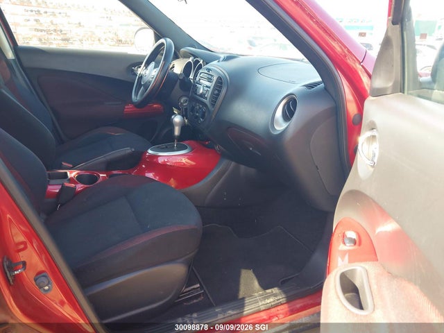 30098878 :رقم المزاد ، JN8AF5MV5ET355942 vin ، 2014 Nissan Juke S/sv/sl/nismo مزاد بيع