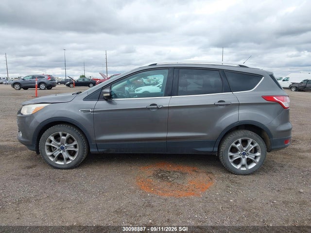 30098887 :رقم المزاد ، 1FMCU9J95EUB17698 vin ، 2014 Ford Escape Titanium مزاد بيع
