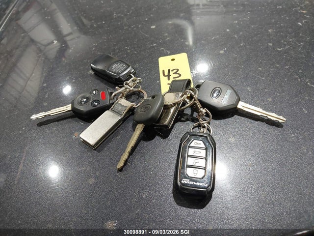 30098891 :رقم المزاد ، JF1VA1A67F8807658 vin ، 2015 Subaru Wrx مزاد بيع