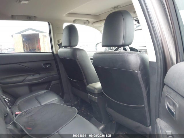 Mitsubishi OUTLANDER GT 2018 JA4JZ4AX1JZ607156 Image 8