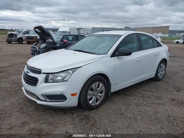 Chevrolet CRUZE LS 2015 1G1PA5SH5F7193718 Image 2