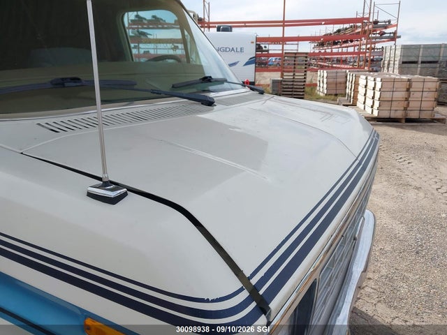 1991 Ford Econoline E350 Cutaway Van მანქანა იყიდება აუქციონზე, vin: 1FDKE30G2MHB02914, აუქციონის ნომერი: 30098938