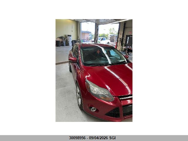 Продаж на аукціоні авто 2012 Ford Focus Titanium, vin: 1FAHP3N20CL411787, номер лоту: 30098956