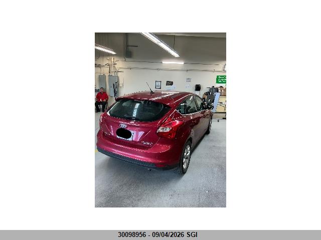 Продаж на аукціоні авто 2012 Ford Focus Titanium, vin: 1FAHP3N20CL411787, номер лоту: 30098956