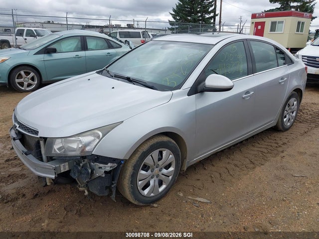 Chevrolet Cruze 2014 1G1PC5SB9E7392386 Image 2