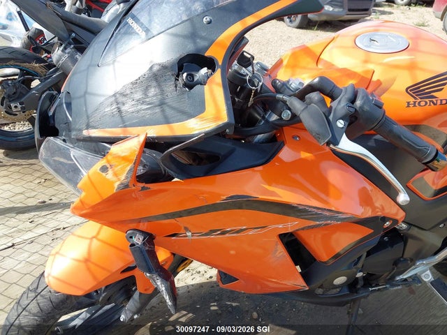 Honda Cbr300 Ra 2016 MLHNC5168G5200048 Image 15