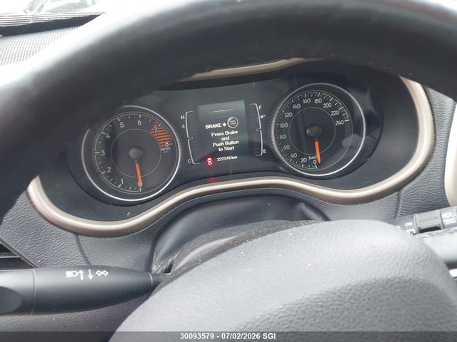 Jeep Cherokee Latitude 2016 1C4PJMCS1GW144597 Image 15