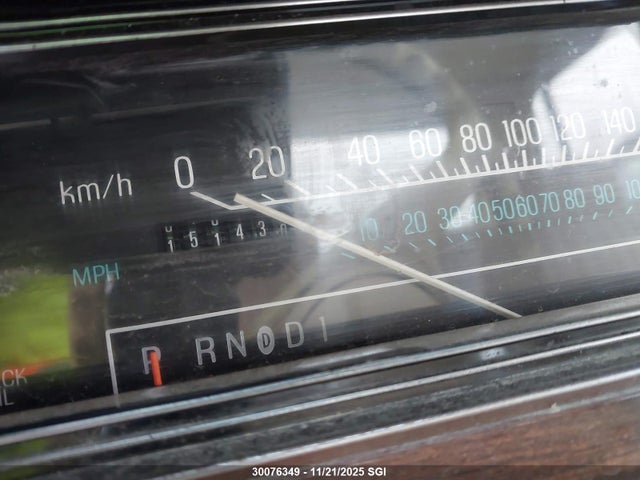 30076349 :رقم المزاد ، 2FABP74F5HX162284 vin ، 1987 Ford Crown Victoria Lx مزاد بيع