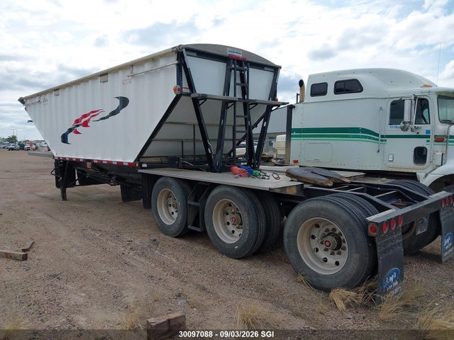 2M9GT3284FW189064 Berg&#039;s Trailers Gt3s8 32ft